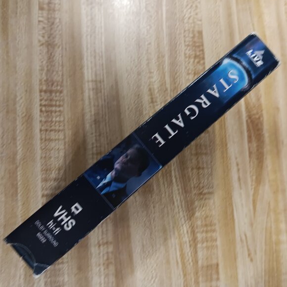 Stargate 1994 VHS JAMES SPADER  KURT RUSSELL Scifi Roland Emmerich Egypt VTG 90s - Picture 4 of 7